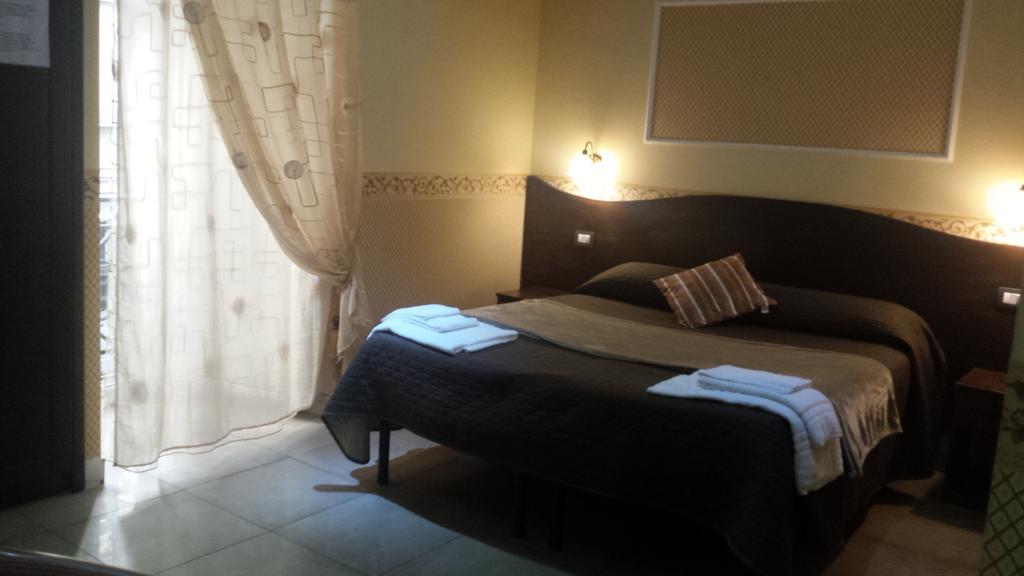 Bed & Breakfast Napoli Centrale Affittacamere 3*